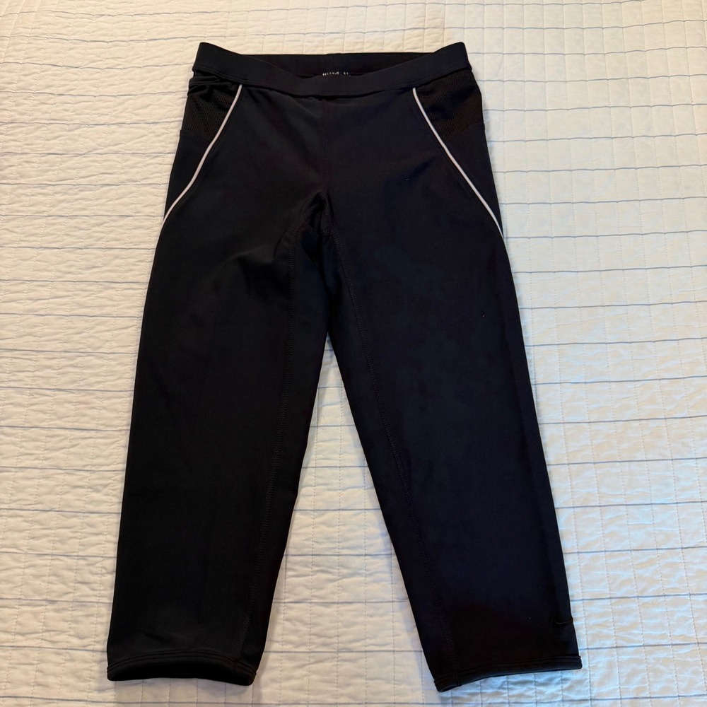 Nike Womens Dri-FIT Cropped Running Leggings Black Mesh Reflective S30711 Small‎